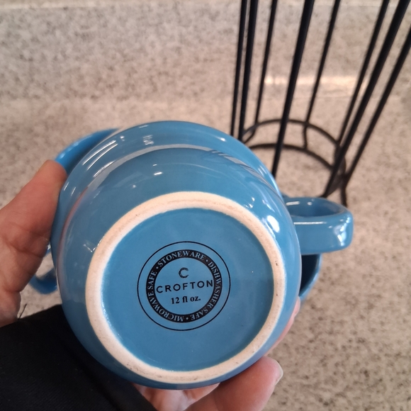 Stackable Blue Mugs with Black Stand - Picture 3 of 3